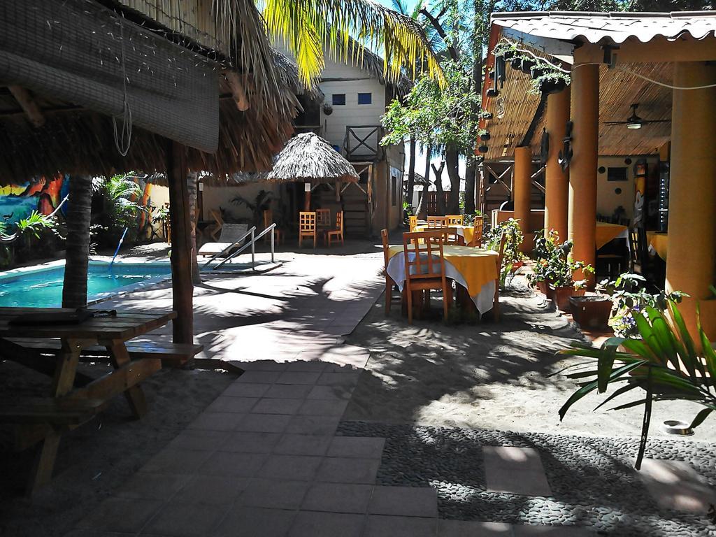 Hotel Los Cobanos Village Lodge Экстерьер фото